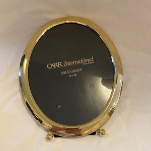 carr international oval photo frames
